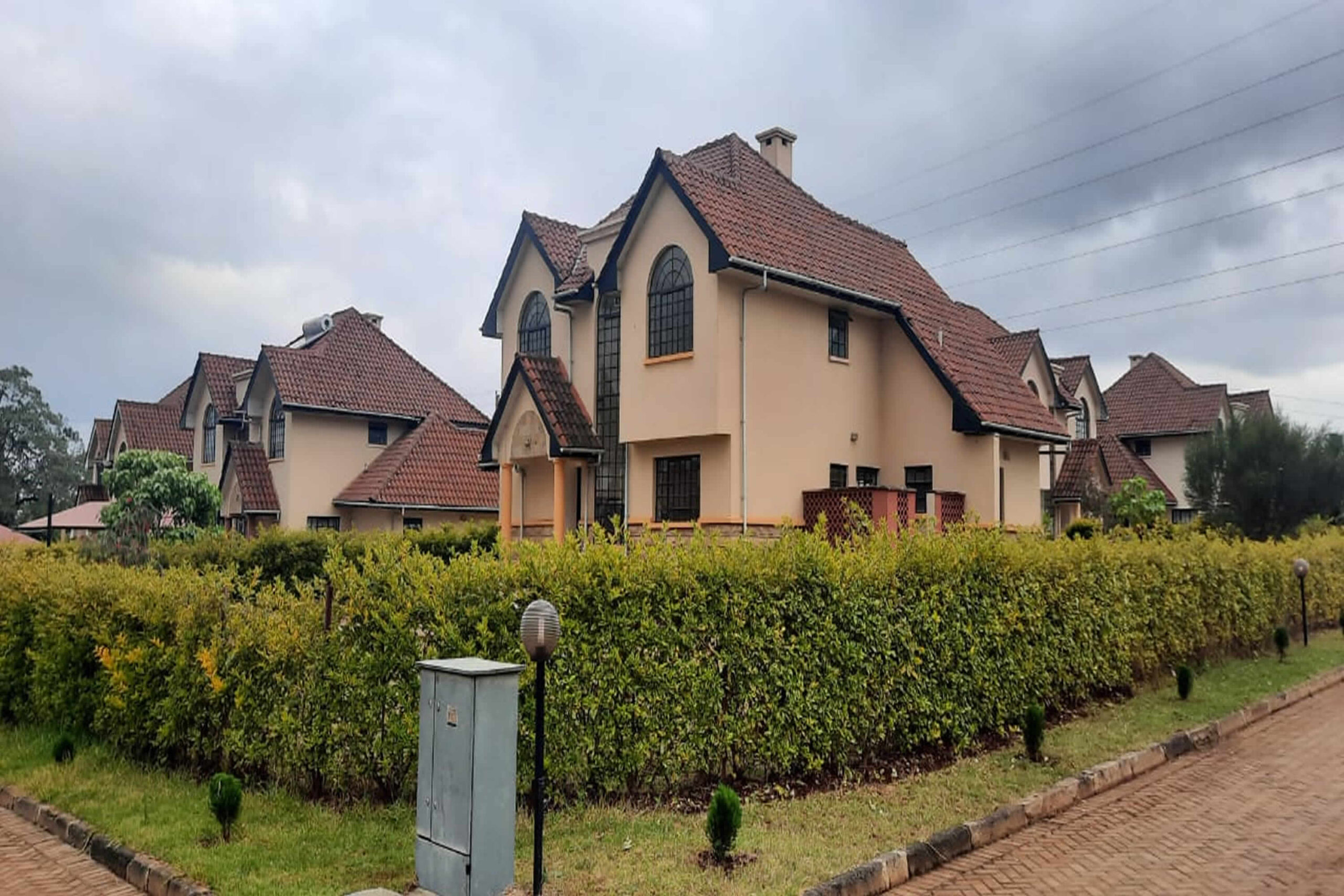 Executive 3BR Mansionette Red Hill Neighbourhood